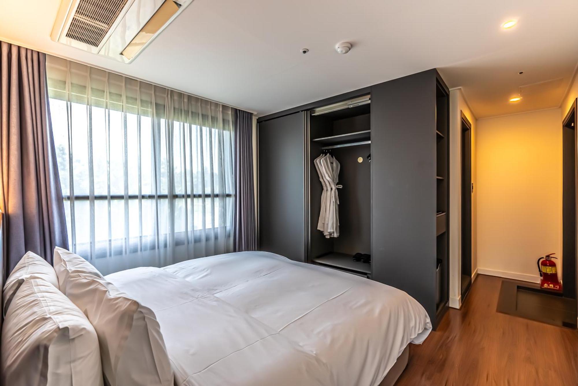 Hotel The Grang Jungmun Sogüpcho Exteriér fotografie
